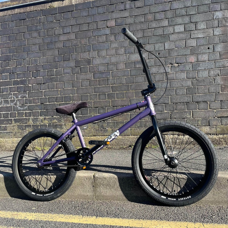 Sunday Darkwave FC Bike 21″ RHD Raiford Matte Midnight Purple