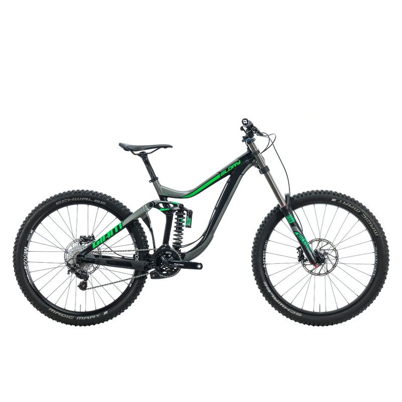 Giant Glory Downhill Bike – 2017, Medium