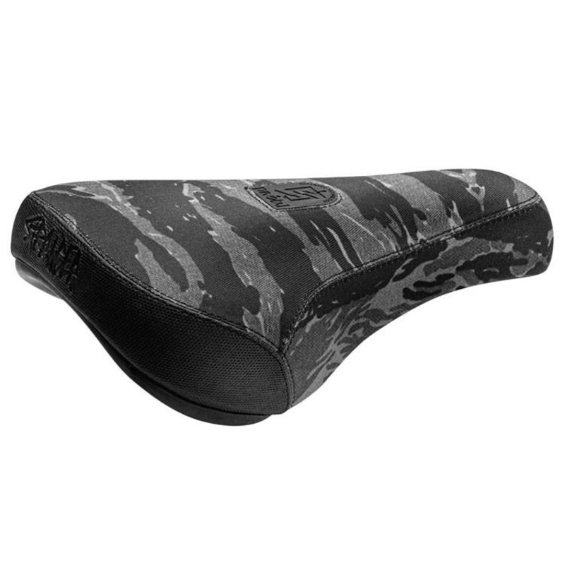 STRANGER TIGER CAMO SEAT