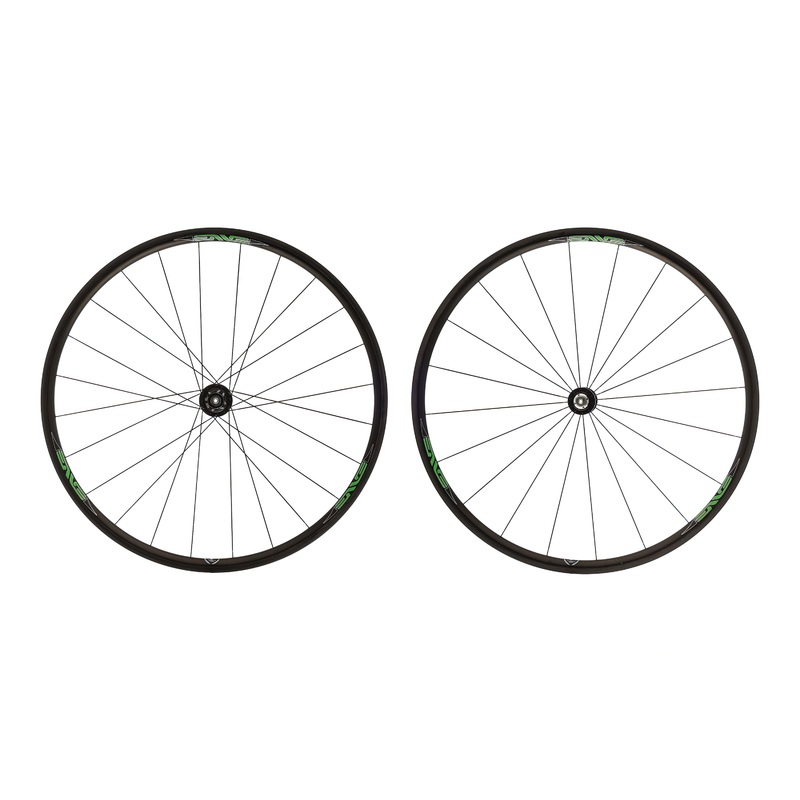 ENVE SES 2.2 Carbon Tubeless 700c Wheelset