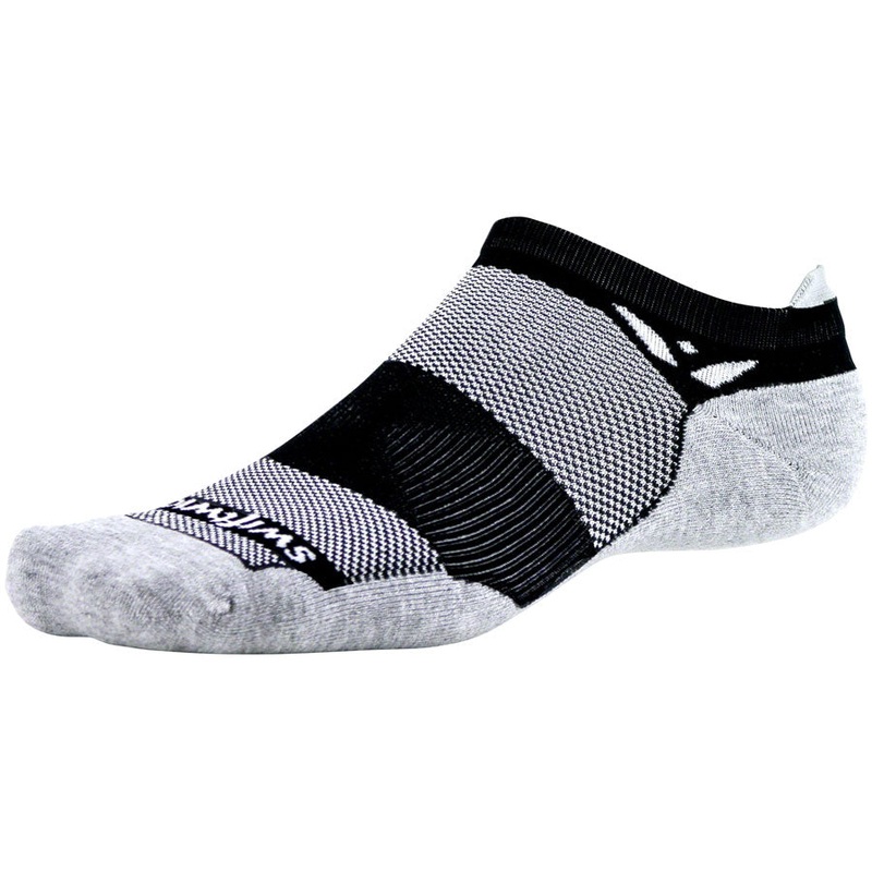 Swiftwick Maxus No Show Socks – No Show Black Large