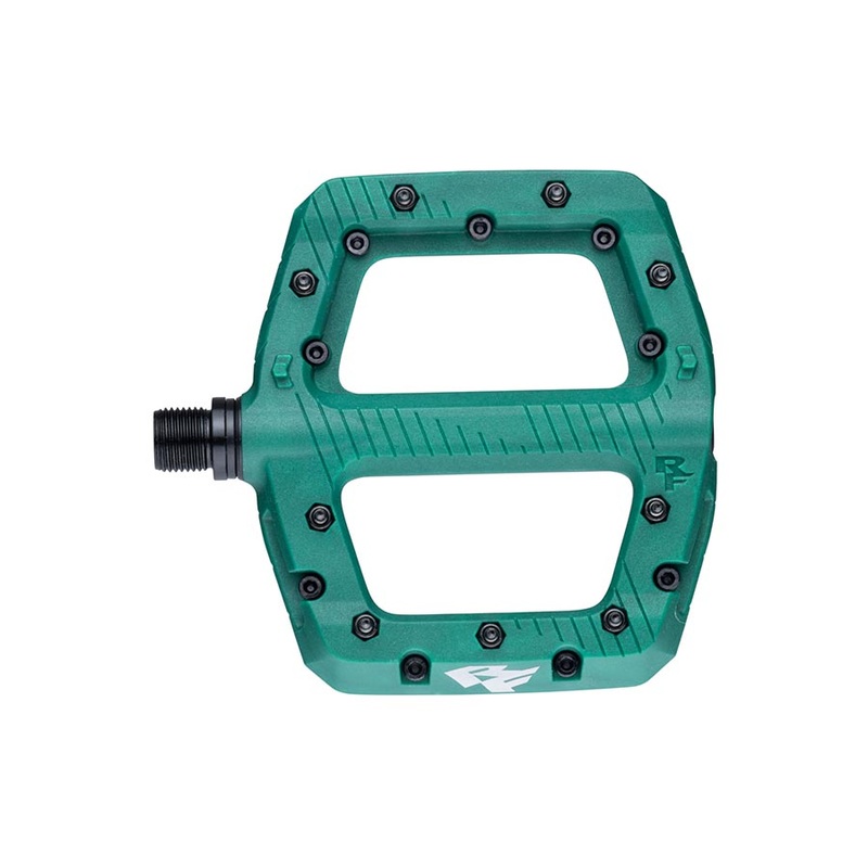 RaceFace Chester Pedals – Platform, Composite, 9/16″, Large, Green