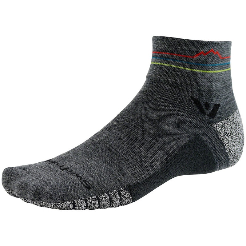 Swiftwick Flite XT Trail Quarter Crew Socks – 4″ Heather Sunset Mountain Medium