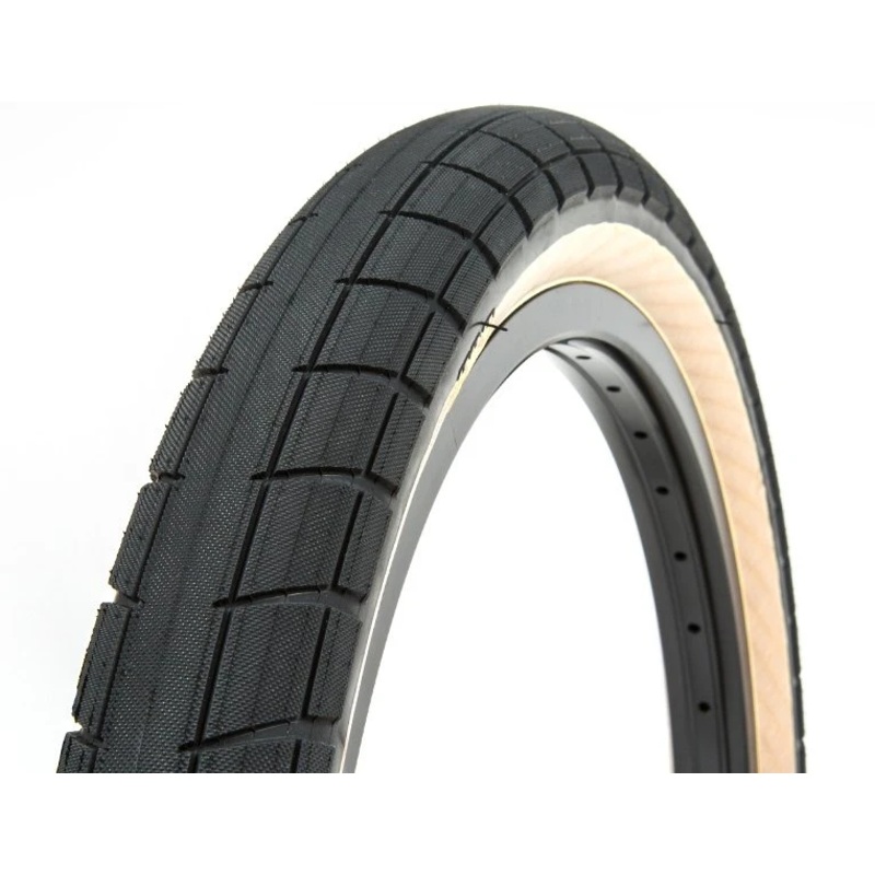 BSD DONNASQUEAK TIRE
