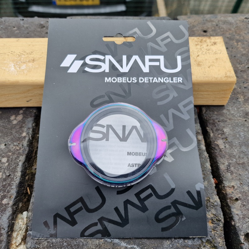 Snafu Mobeus Detangler Gyro