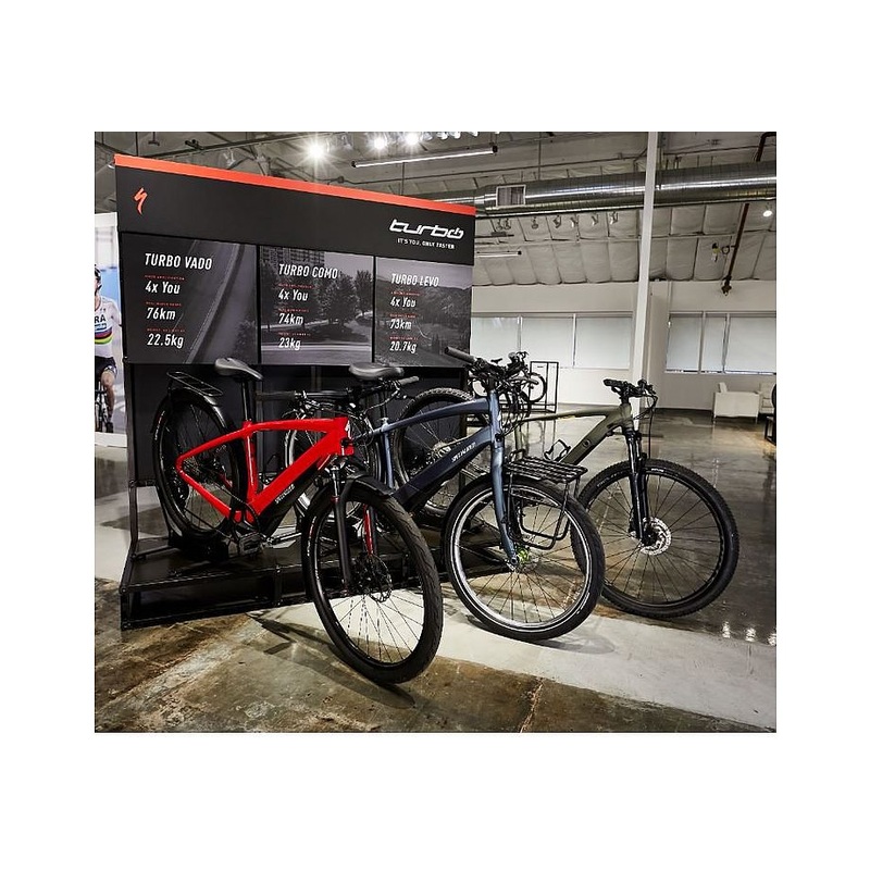 Specialized turbo 3-bike display retail display smoke 6 l x 2 w x 6 h