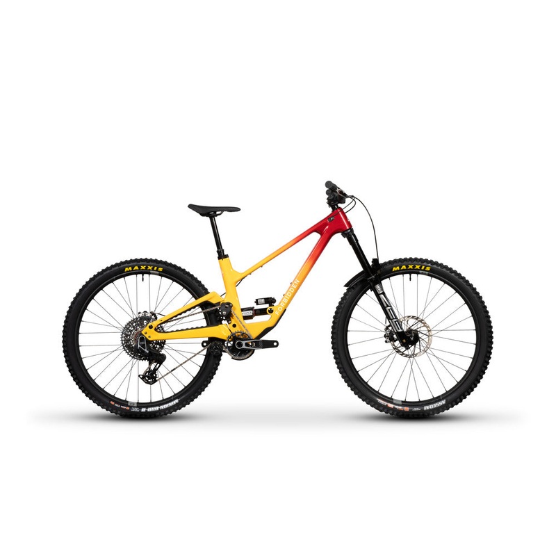 Forbidden Dreadnought V2 Sram X0 T-Type, RockShox Ultimate, Bloody Sabbath 29″